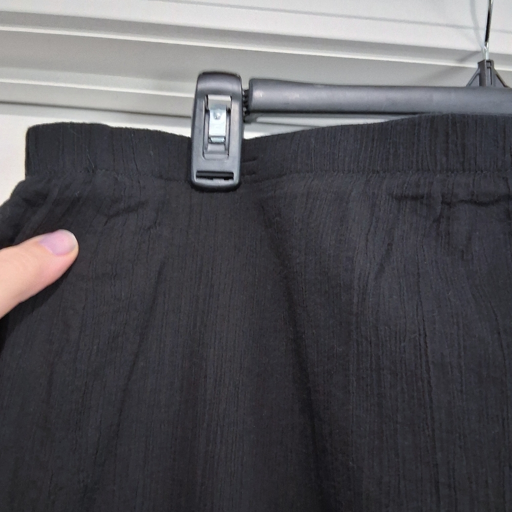 Vintage Style D&Co Black Maxi Skirt Eyelet Ruffle Broomstick Elastic Waist 2x - Picture 13 of 15